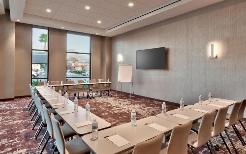 Hampton Inn & Suites Anaheim Resort Convention Center - image 21