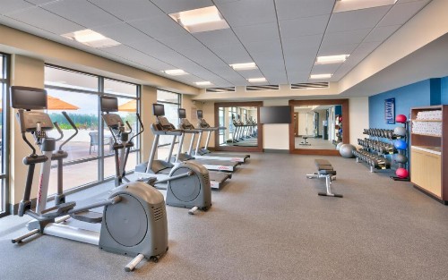 Hampton Inn & Suites Anaheim Resort Convention Center - image 28