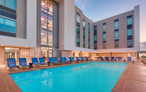 Hampton Inn & Suites Anaheim Resort Convention Center - image 38
