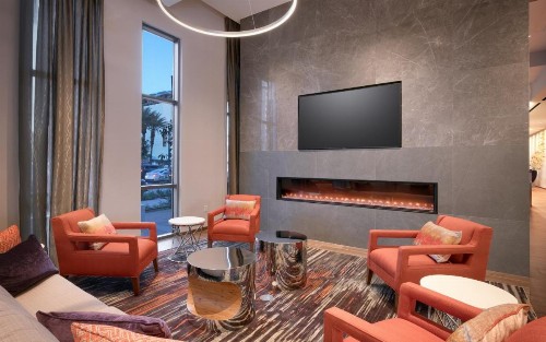 Hampton Inn & Suites Anaheim Resort Convention Center - image 46