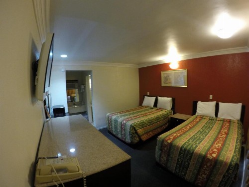 Calico Motel - image 14