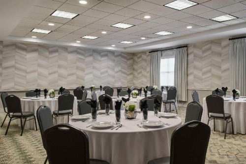 Homewood Suites by Hilton Anchorage - image 21