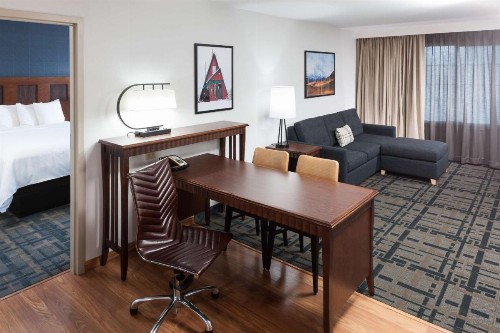 Embassy Suites Anchorage - image 21