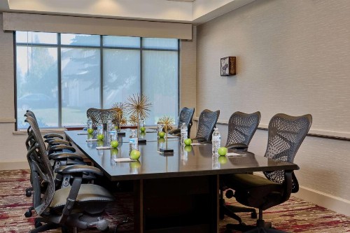 Hilton Garden Inn Anchorage - image 20