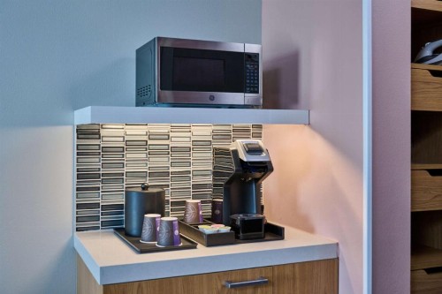 Hilton Garden Inn Anchorage - image 22