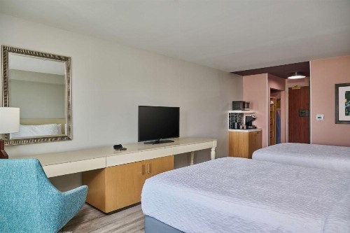 Hilton Garden Inn Anchorage - image 23