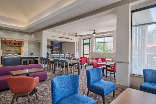 Hilton Garden Inn Anchorage - image 6