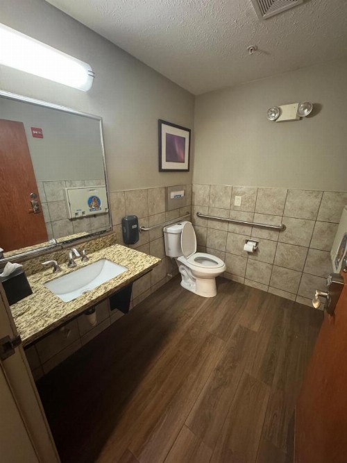 Holiday Inn Express Anchorage an IHG Hotel - image 25