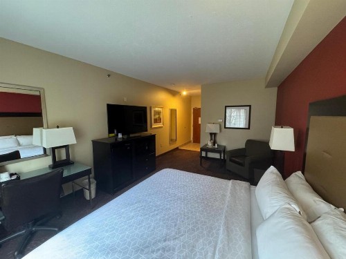 Holiday Inn Express Anchorage an IHG Hotel - image 28