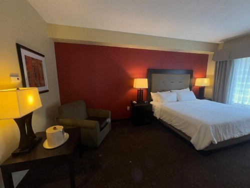 Holiday Inn Express Anchorage an IHG Hotel - image 29