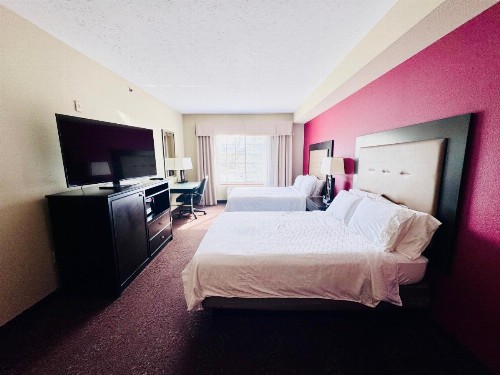 Holiday Inn Express Anchorage an IHG Hotel - image 40