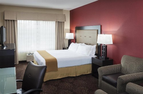 Holiday Inn Express Anchorage an IHG Hotel - image 7