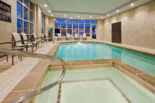Crowne Plaza Anchorage-Midtown an IHG Hotel - image 16
