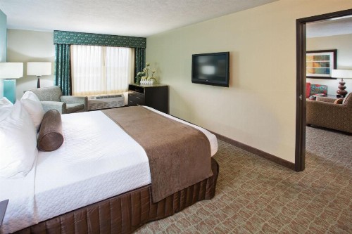 Crowne Plaza Anchorage-Midtown an IHG Hotel - image 31