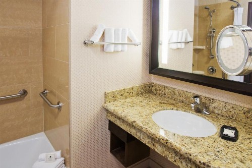Crowne Plaza Anchorage-Midtown an IHG Hotel - image 33