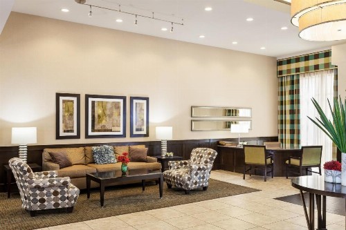 Crowne Plaza Anchorage-Midtown an IHG Hotel - image 8
