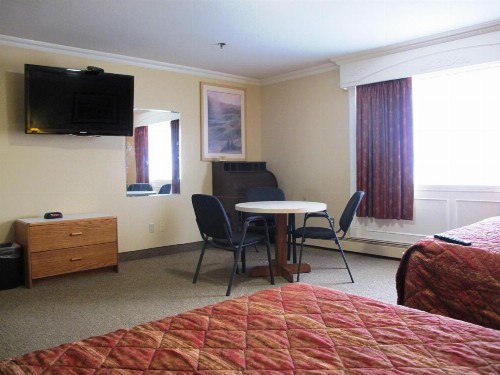 Merrill Field Inn - image 17