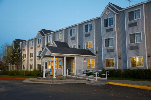 Microtel Inn & Suites Anchorage - image 3