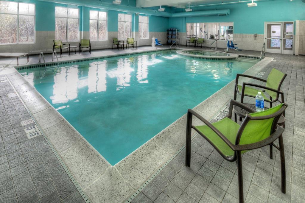 SpringHill Suites Anchorage University Lake - image 3