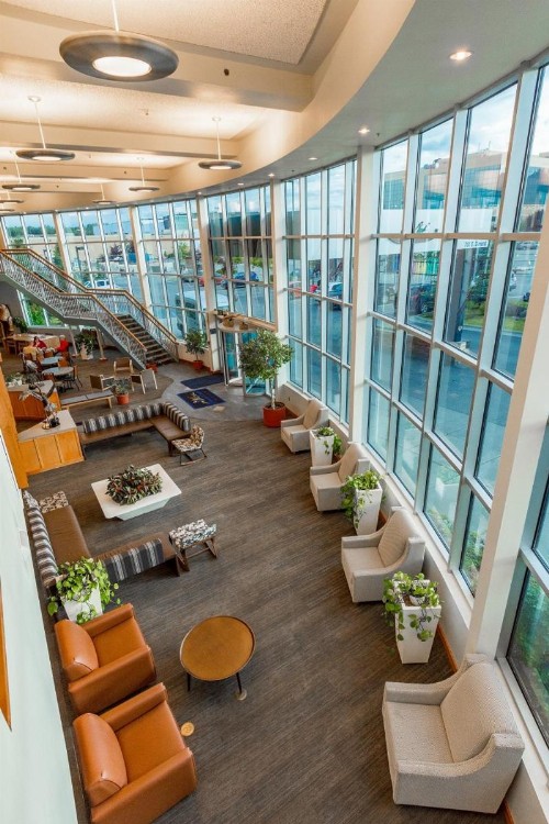 Dimond Center Hotel - image 10