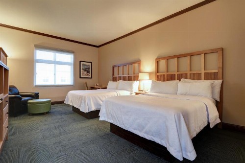 Dimond Center Hotel - image 22