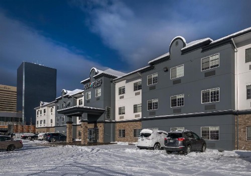 Four Points by Sheraton Anchorage Downtown - image 7