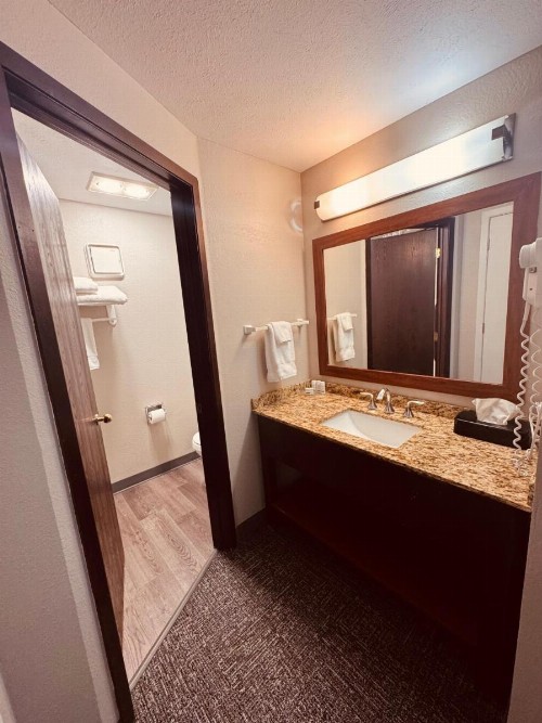 Comfort Inn Ship Creek Anchorage - image 13