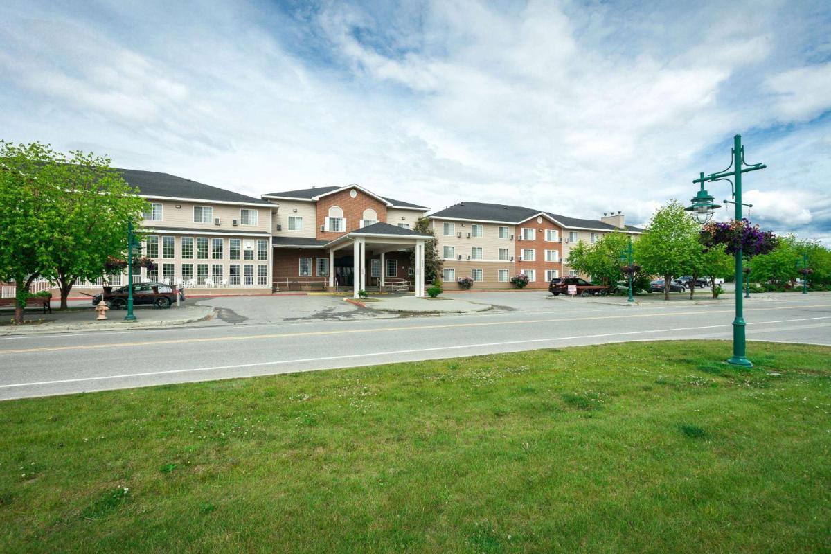 Comfort Inn Ship Creek Anchorage - image 6