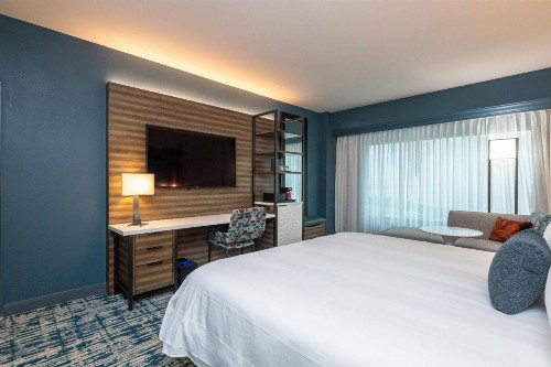 Marriott Anchorage Downtown - image 7
