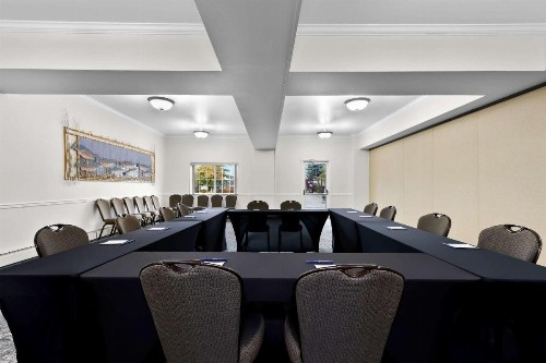 Clarion Suites Downtown Anchorage - image 14