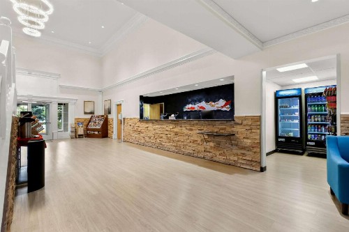 Clarion Suites Downtown Anchorage - image 22