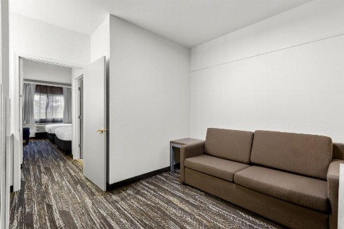 Clarion Suites Downtown Anchorage - image 24