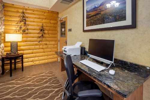 Comfort Suites Anchorage International Airport - image 30