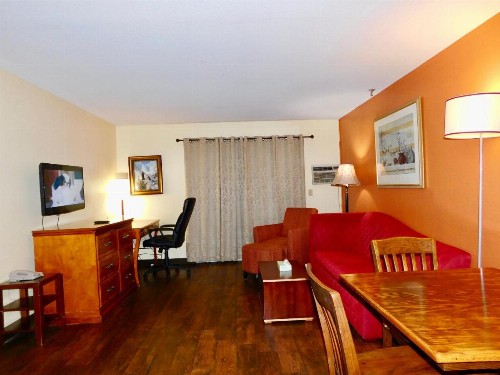 Americas Best Value Inn & Suites Anchorage Airport - image 18