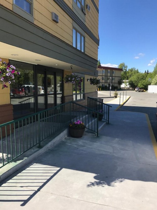 Americas Best Value Inn & Suites Anchorage Airport - image 35