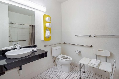 Motel 6-Anchorage AK - Midtown - image 25