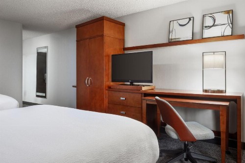 Courtyard by Marriott Anchorage Airport - image 16