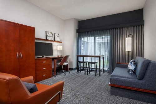 Courtyard by Marriott Anchorage Airport - image 21