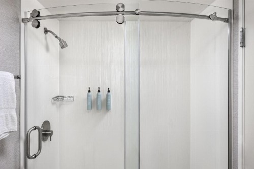 Courtyard by Marriott Anchorage Airport - image 26