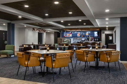 Courtyard by Marriott Anchorage Airport - image 36