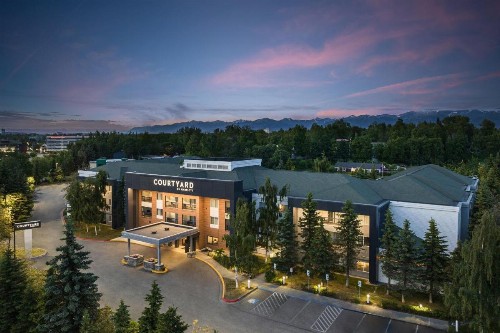 Courtyard by Marriott Anchorage Airport - image 7
