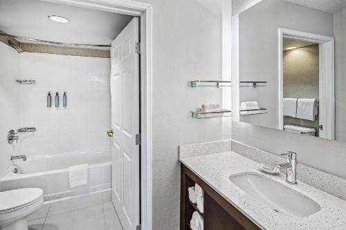 Residence Inn by Marriott Anchorage Midtown - image 15
