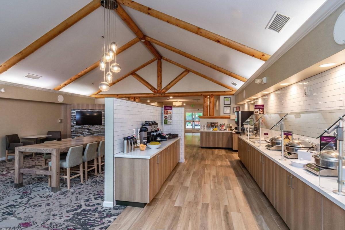 Residence Inn by Marriott Anchorage Midtown - image 6