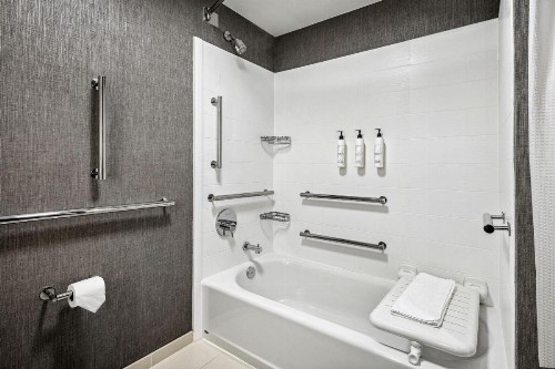 SpringHill Suites Anchorage Midtown - image 12