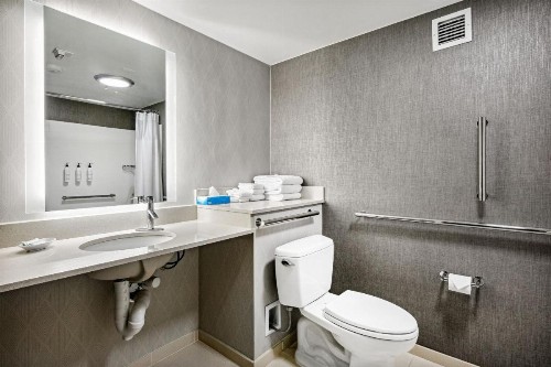 SpringHill Suites Anchorage Midtown - image 29