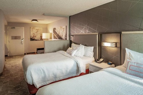 SpringHill Suites Anchorage Midtown - image 5