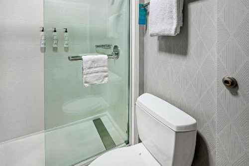 SpringHill Suites Anchorage Midtown - image 9