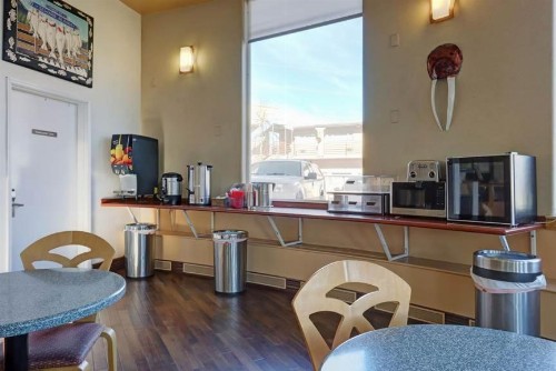 Puffin Inn - image 16