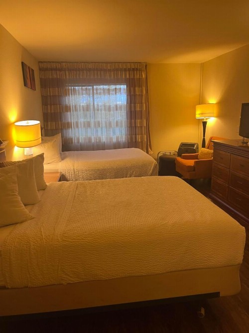 Ramada by Wyndham Anchorage - image 15