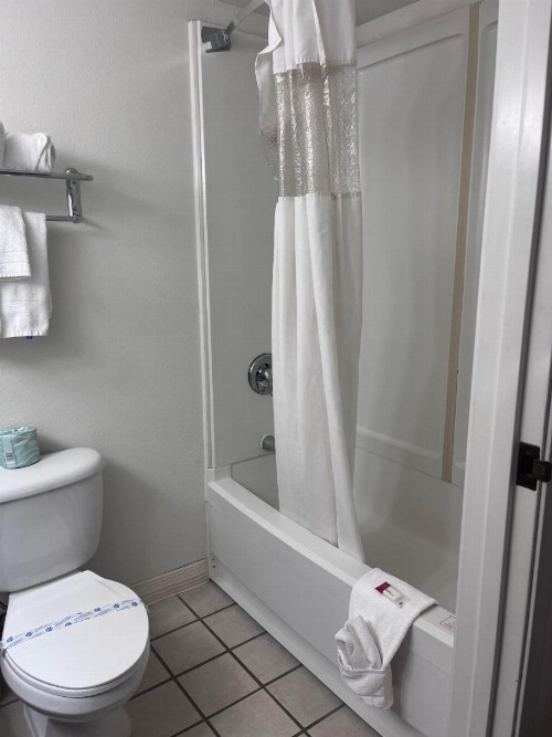 Ramada by Wyndham Anchorage - image 19